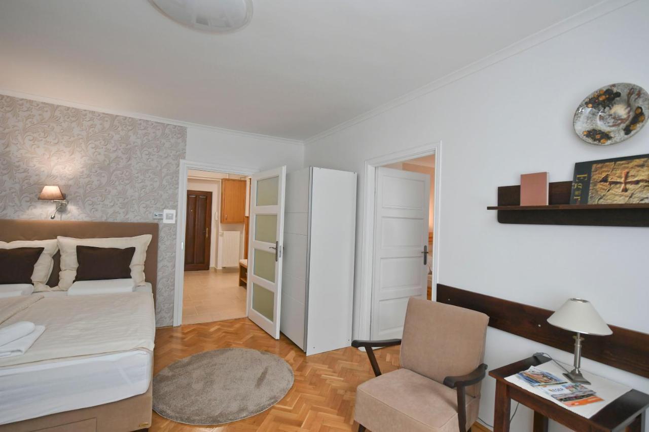 Vicente'S Apartment Еґер Екстер'єр фото
